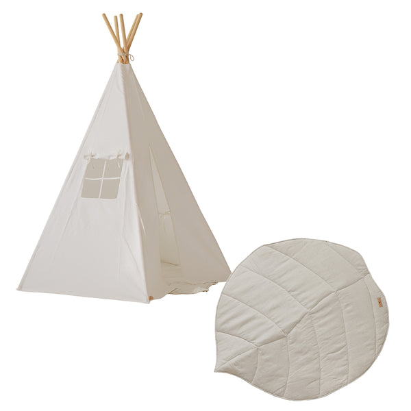 Children's tipi with Snow White rug